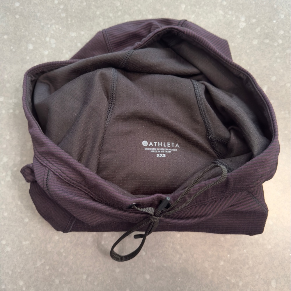 Athleta Athletic Top Long Sleeve Hoodie